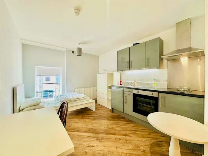 Studio To Rent In Zephyr Building, Sneinton Market, Nottingham, C8