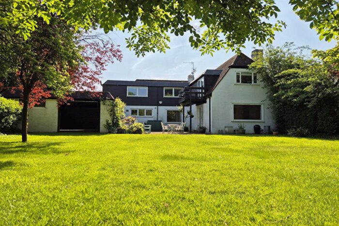 5 Bedroom House For Sale In Quarrywood Road, Marlow, SL7