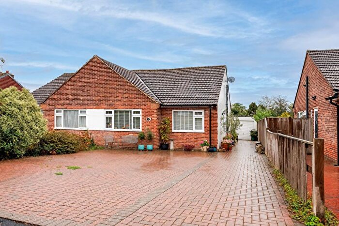 2 Bedroom Bungalow For Sale In Chester Avenue, Tunbridge Wells, TN2