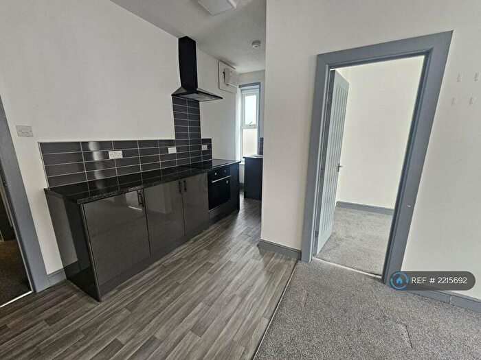 1 Bedroom Flat To Rent In Schofield Street, Waterfoot, Rossendale, BB4