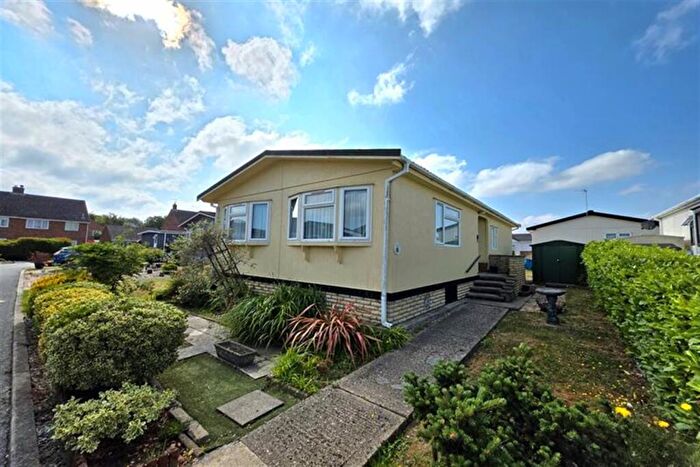 2 Bedroom Detached House For Sale In A Kingsmead Park, Coggeshall Road, Braintree, CM7