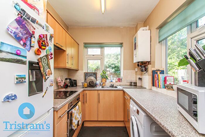 3 Bedroom Town House For Sale In Bleasby Street, Nottingham, NG2