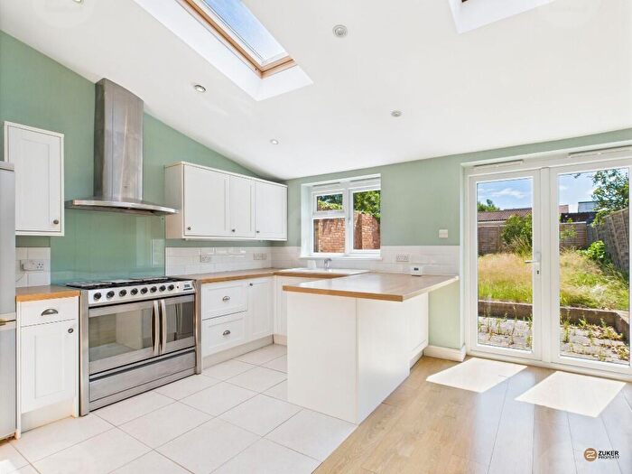 4 Bedroom Semi-Detached House For Sale In Tonfield Road, Sutton, Surrey, SM3