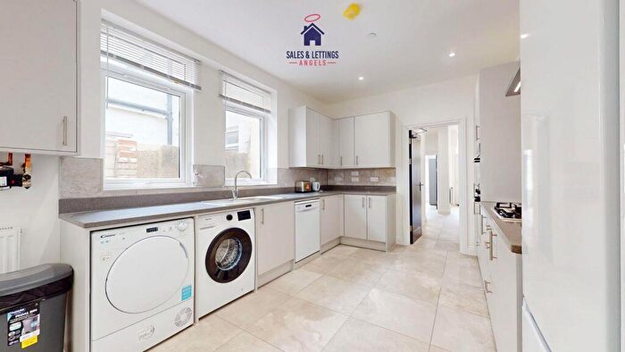 1 Bedroom House To Rent In Colum Road, Cardiff, CF10