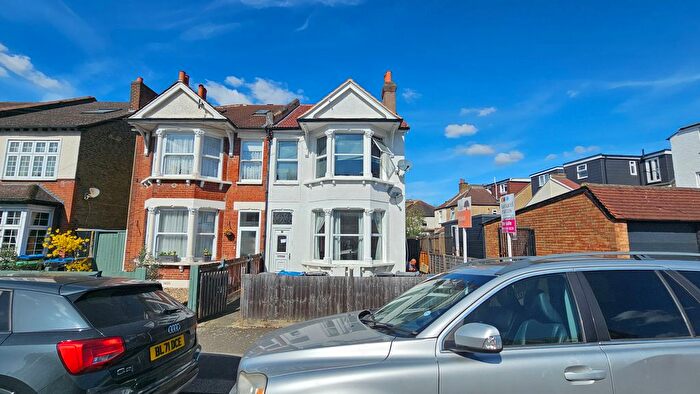 2 Bedroom Flat To Rent In Godson Road, Croydon, CR0