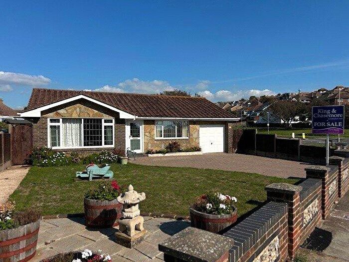 3 Bedroom Bungalow For Sale In Arundel Drive West, Saltdean, Brighton, East Sussex, BN2