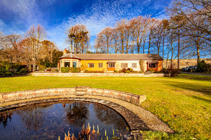 4 Bedroom House For Sale In Thurle Beeches, Streatley On Thames, RG8