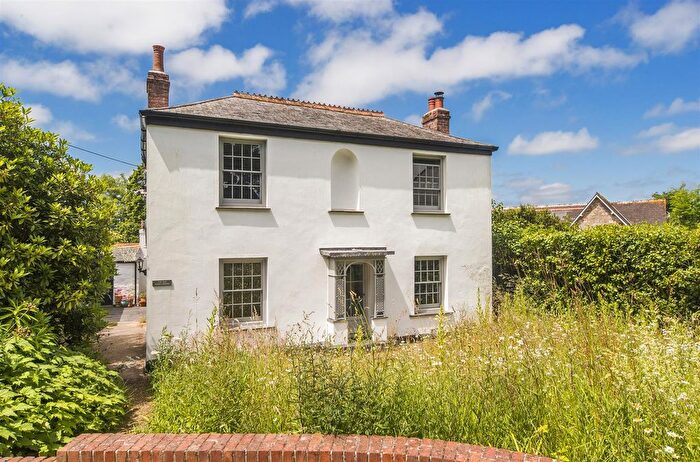 3 Bedroom Detached House For Sale In Perranwell Station, Truro, TR3