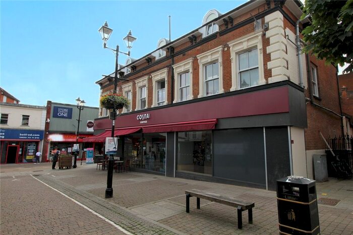 2 Bedroom Flat To Rent In Coldstream House, - Union Street, Aldershot, GU11
