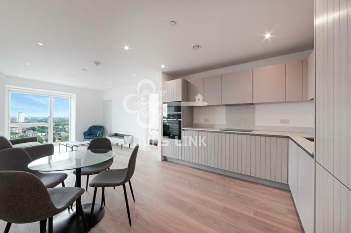 2 Bedroom Apartment To Rent In Botanist House, Seagull Lane, London, E16