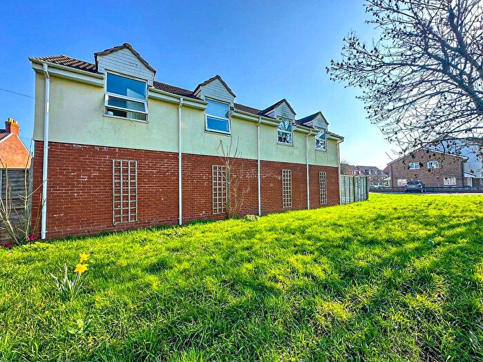 2 Bedroom Mews For Sale In Merle Close, Bridgwater, Somerset, TA6