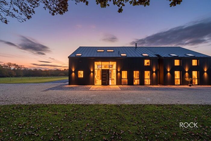 5 Bedroom Detached House For Sale In Green Gate Barns, Earlswood, B94