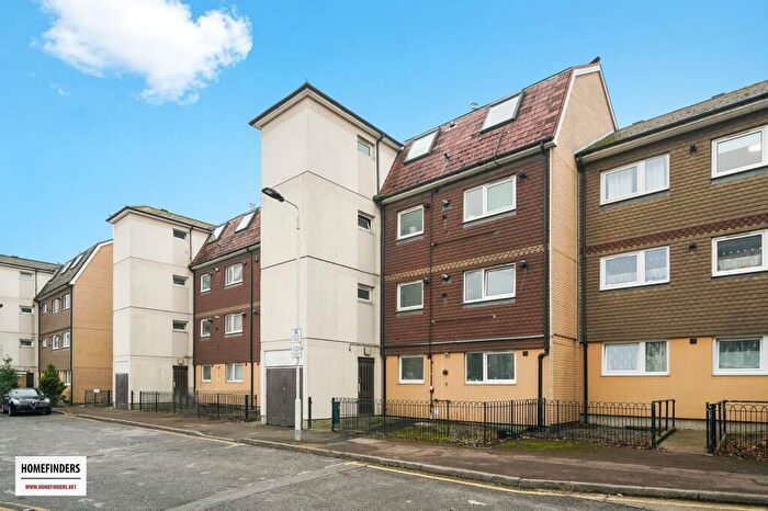 1 Bedroom Apartment For Sale In Hay Close, Stratford, E15