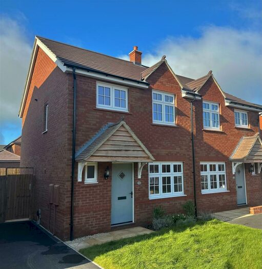 3 Bedroom Semi-Detached House To Rent In Bridgestone Avenue, Castle Donington, Derby, DE74