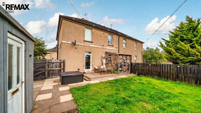 2 Bedroom Flat For Sale In Haining Terrace, Whitecross, EH49