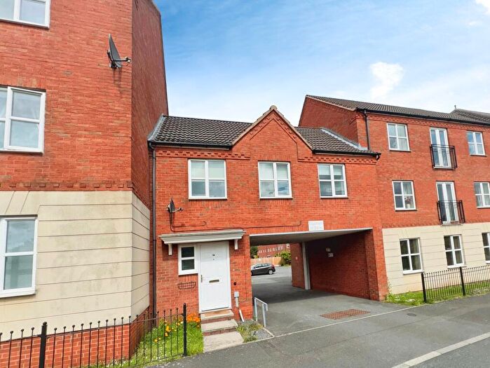 2 Bedroom Apartment For Sale In Riddles Court, Nottingham, NG16