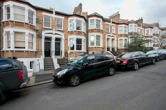 3 Bedroom Flat To Rent In Tressillian Road, Brockley, SE4
