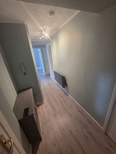 2 Bedroom Flat To Rent In Kilcreggan View, East, Greenock, PA15