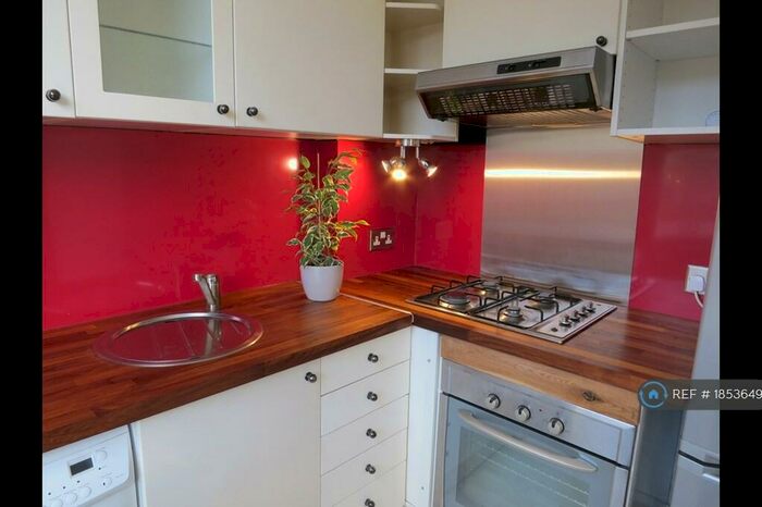 1 Bedroom Flat To Rent In Devonshire Road, London, SE23