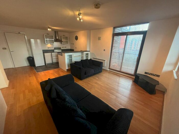 2 Bedroom Flat To Rent In Blantyre Street, Manchester, M15