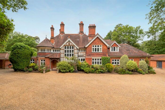 10 Bedroom Detached House To Rent In Kings Ride, Ascot, SL5