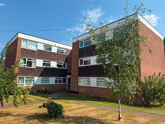 2 Bedroom Flat To Rent In Jesson Close, Walsall, WS1