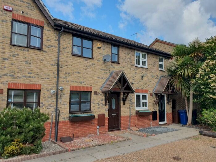 2 Bedroom Terraced House To Rent In Cedar Rise, South Ockendon, RM15