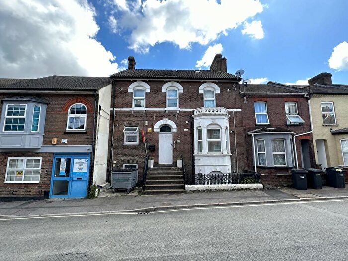 10 Bedroom Flat To Rent In Princess Street, Luton, LU1