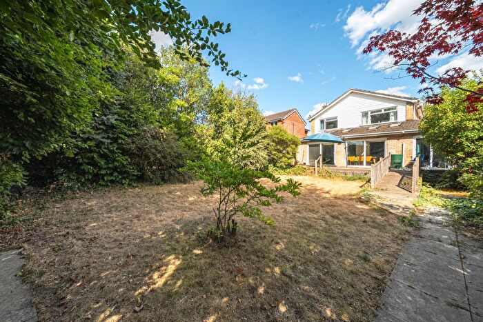 5 Bedroom Detached House For Sale In Watford Road, St. Albans, AL2