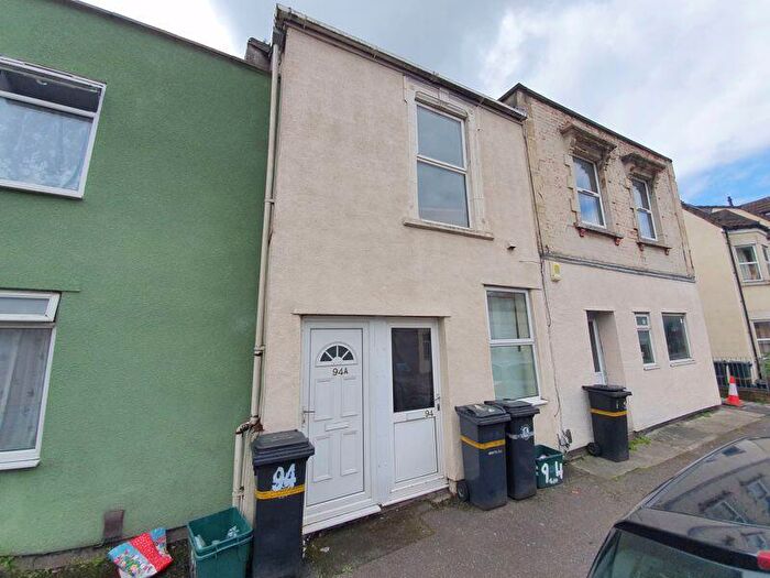 1 Bedroom Flat To Rent In Clouds Hill Road, St George, Bristol, BS5