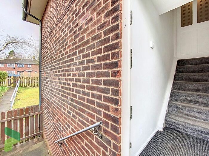 2 Bedroom Flat To Rent In Birch Hall Avenue, Darwen, BB3