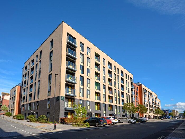 1 Bedroom Flat To Rent In Queensway, Southampton, SO14