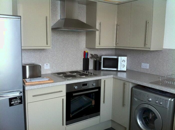 3 Bedroom Flat To Rent In Malcolm Street, East End, Dundee DD4