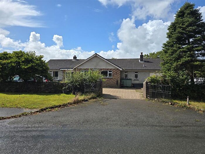 3 Bedroom Bungalow For Sale In Brazzacott, North Petherwin, PL15