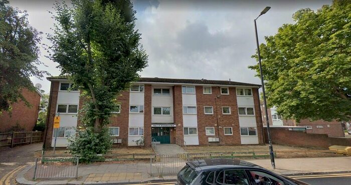 1 Bedroom Apartment To Rent In Lansdowne Road, Tottenham, N17