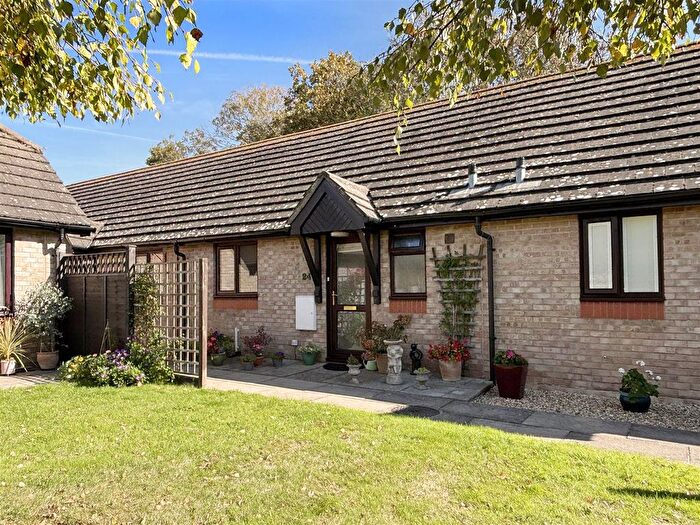 1 Bedroom Terraced Bungalow For Sale In Field House, Station Road, East Preston, BN16
