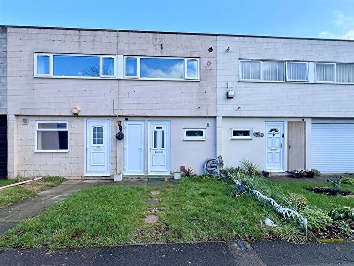 4 Bedroom Property For Sale In Rochfords, Coffee Hall, Milton Keynes, MK6