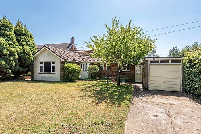 3 Bedroom Detached Bungalow For Sale In Higham Lane, Tonbridge, TN10