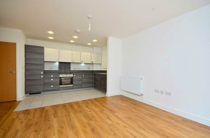 2 Bedroom Flat To Rent In Truman Walk, Bow, London, E3