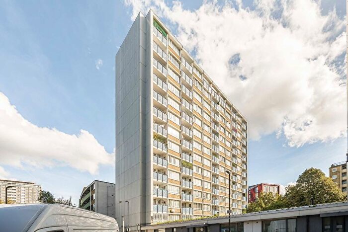 2 Bedroom Flat To Rent In Tompion Street, Clerkenwell, EC1V