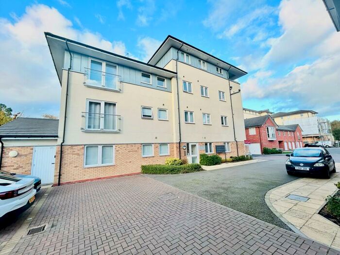 1 Bedroom Flat To Rent In Tatler Close, Warwick, CV34