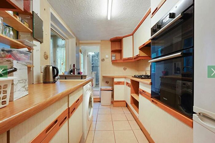 2 Bedroom Terraced House To Rent In Rochester Street, Chatham, ME4