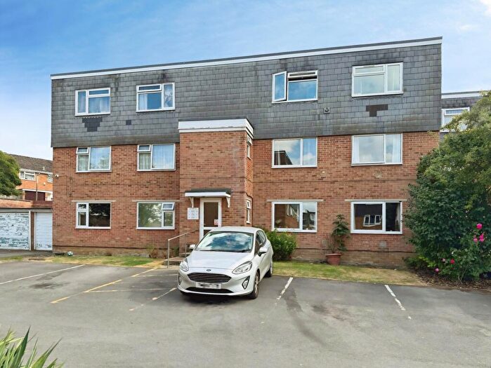2 Bedroom Apartment To Rent In Helmsdale, Swindon, Wiltshire, SN25