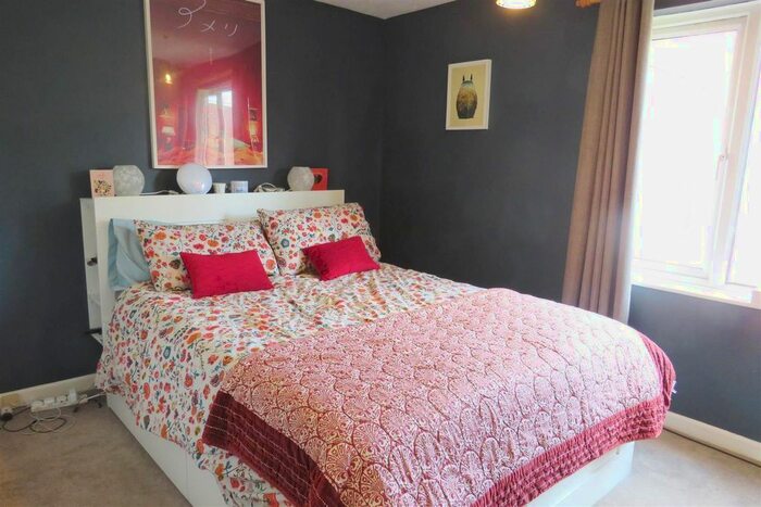 2 Bedroom Flat To Rent In Cavendish Mews, Northlands Road, Southampton, SO15