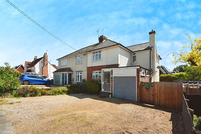 3 Bedroom Semi-Detached House For Sale In Well Lane, Galleywood, Chelmsford, CM2