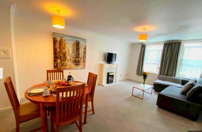 1 Bedroom Flat To Rent In Royal Belgrave House, Hugh Street, London, SW1V