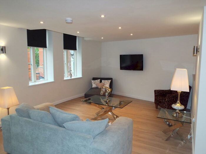 2 Bedroom Apartment To Rent In Castle Point, Castle Boulevard, The Park, NG7