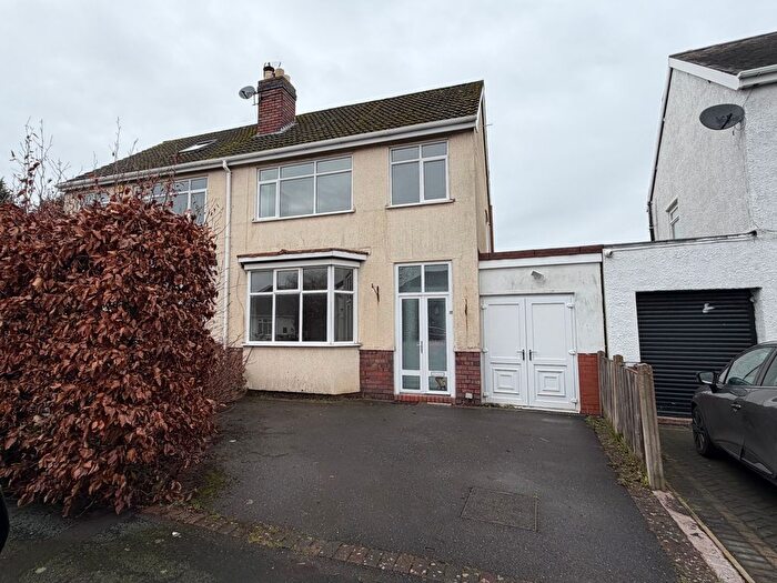 3 Bedroom Semi Detached House To Rent In Rowan Crescent, Bradmore, Wolverhampton, WV3