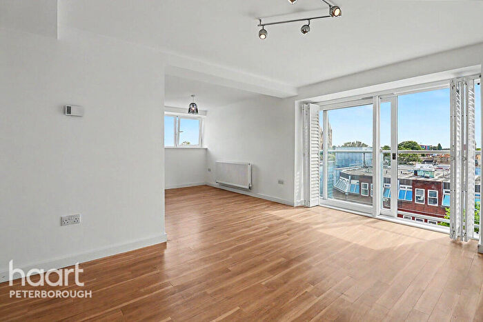 2 Bedroom Apartment For Sale In Broadway, Peterborough, PE1