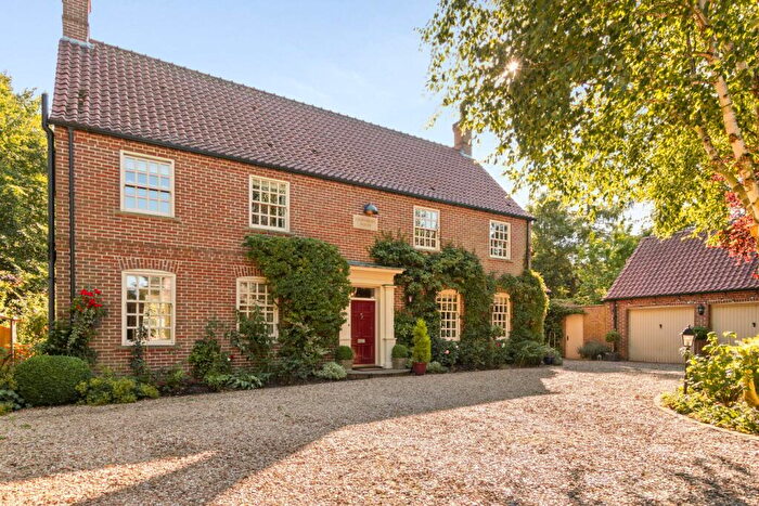 4 Bedroom Detached House For Sale In East Ravendale, Grimsby, DN37